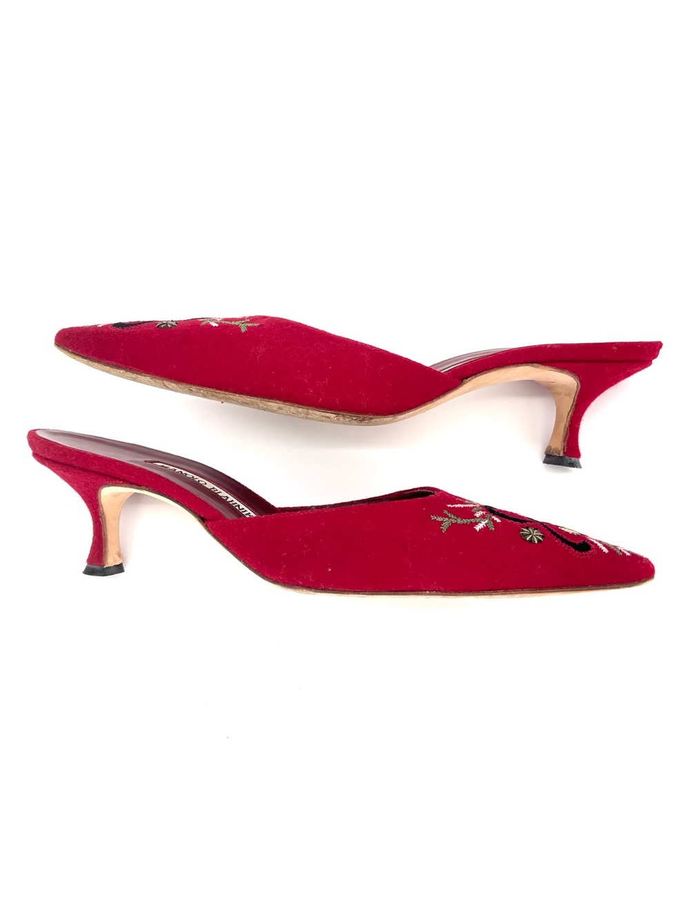 Vintage Manolo Blahnik Embroidered Pointed Toe Kitten Heel Mules Pumps 39 - Picture 6 of 9